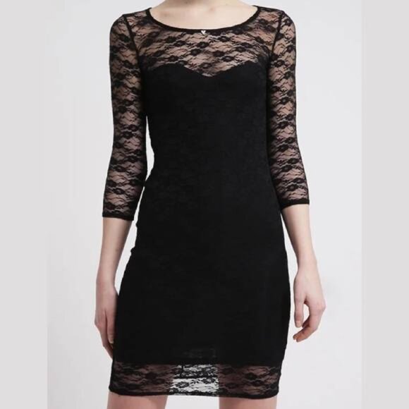 Forever 21 Black Lace Long Sleeves Dress - Picture 1 of 4
